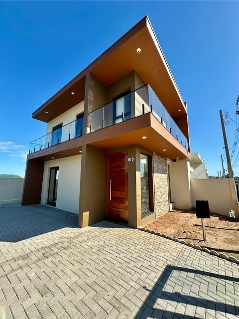 Casa à venda em Montenegro, Santa Rita, com 2 suítes, com 73.93 m²